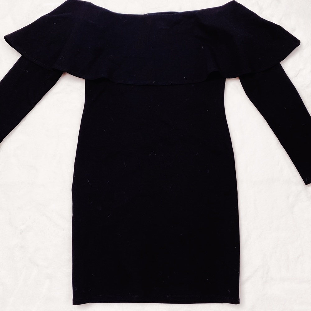 Forever 21 bodycon black dress